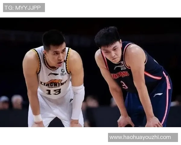 昔日恩怨重燃篮球赛场 老队友再度狭路相逢上演激烈对决